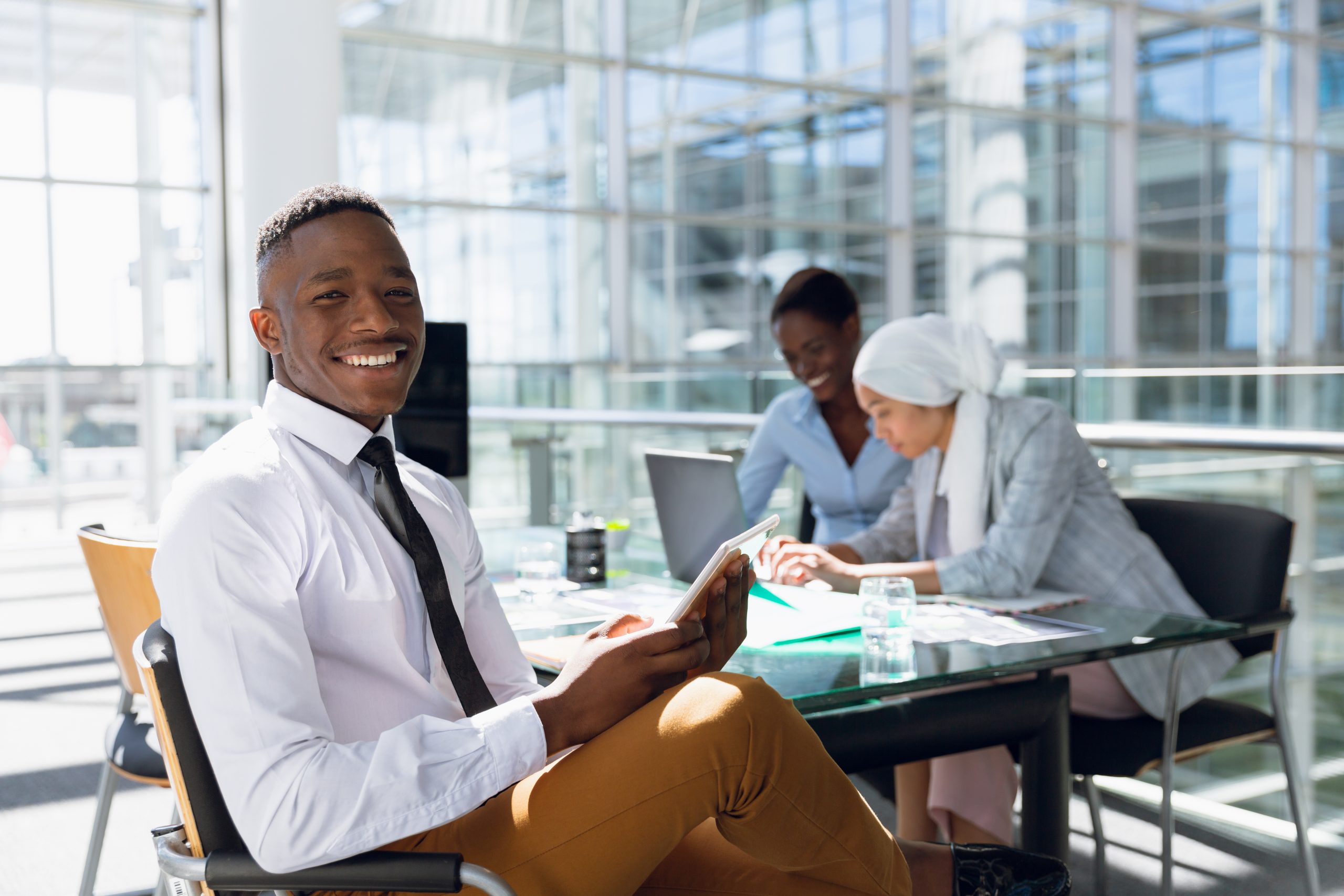 How to Develop Leadership Skills: A Complete Guide